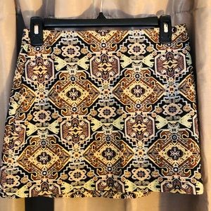 Zara Trafaluc • Mini-Skirt •